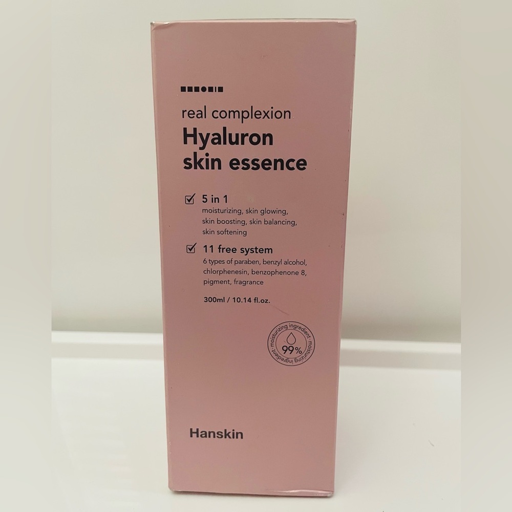NIB Hanskin Real Complexion Hyaluron Skin Essence New In Box 300 ml/ 10.14 fl oz